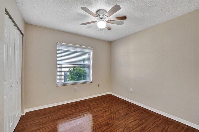 Building Photo - 5248 NW 117th Ave