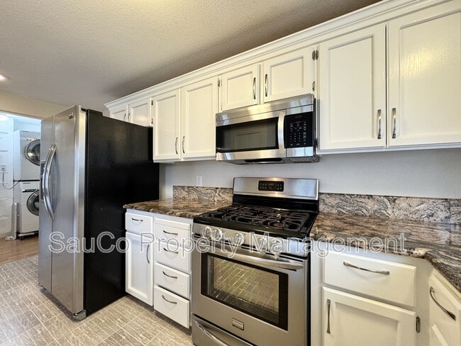 Building Photo - 951 SW 208th Pl