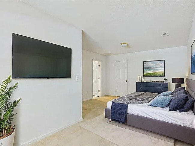 Building Photo - Build Equity While Leasing - Lease to Own