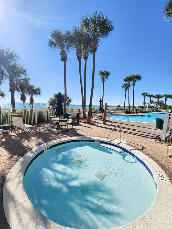 Building Photo - 11800 Front Beach Rd