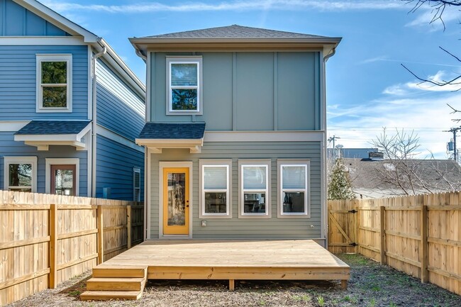 Building Photo - 1603 Porter Ave