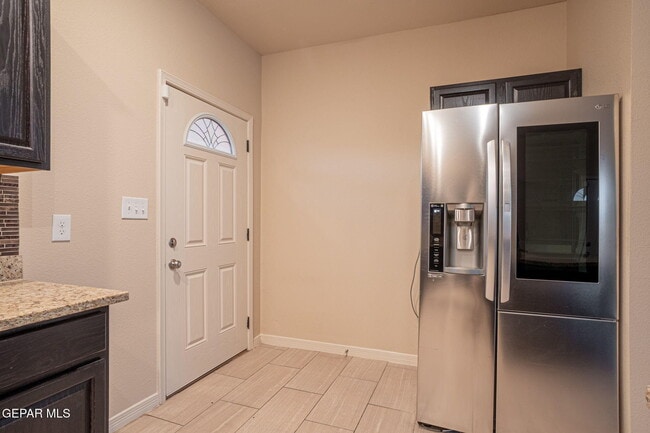 Building Photo - 7321 Mission Viejo Dr