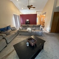 Building Photo - 726 E Nicollet Blvd