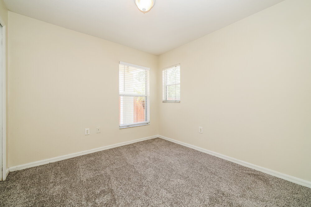Building Photo - 11805 Prickly Pear Way