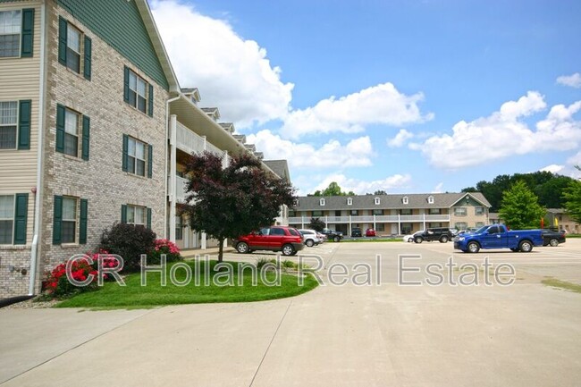 Building Photo - 1650 Shadow Ridge Ct