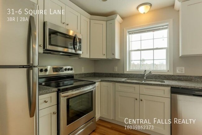 Building Photo - 31 Squire Ln