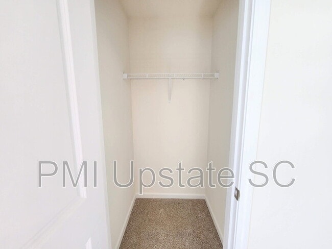 Building Photo - 6043 Willutuck Dr