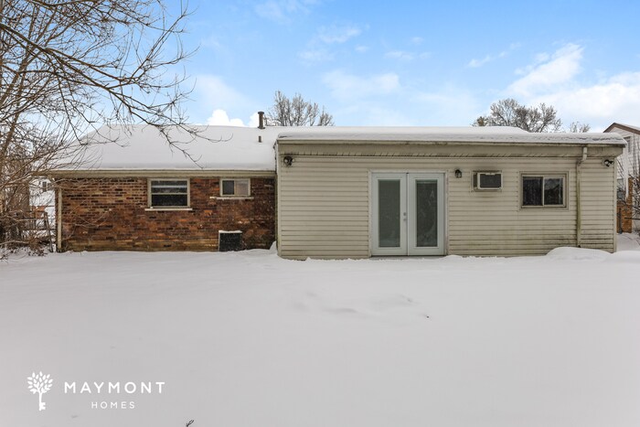 Building Photo - 11965 Wincanton Dr