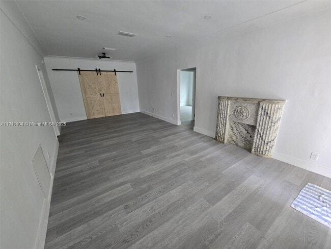 Building Photo - 1637 SW 17th St