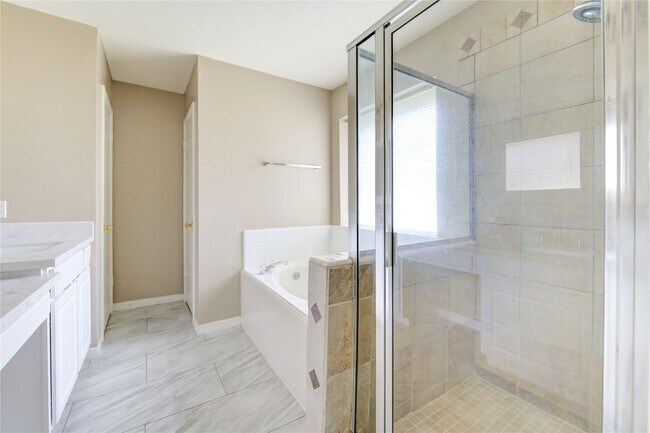 Building Photo - 1411 Township Ct