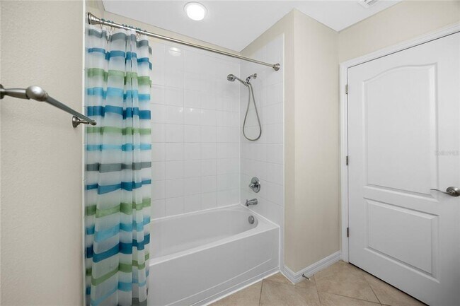 Building Photo - 5117 Bay Isle Cir