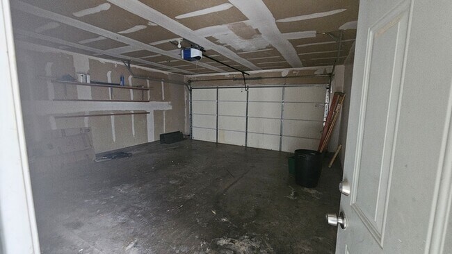 Building Photo - Mesquite Home