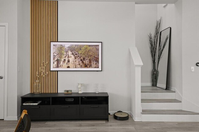 Building Photo - 17202 Adoro Dr