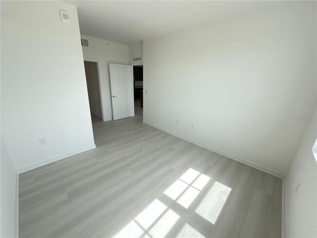 Building Photo - 5563 Millennia Park Dr