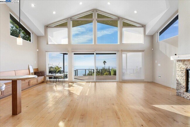 Building Photo - 75 Chadbourne Way