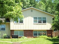 Building Photo - 1024 Mississippi St