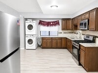 Building Photo - 212 45th St