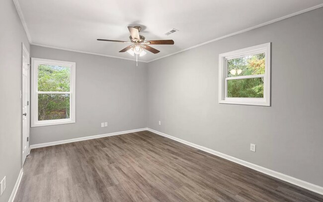 Building Photo - 426 Longleaf Dr