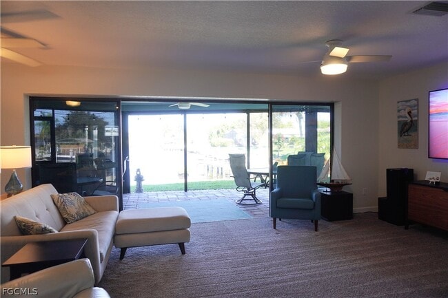 Building Photo - 4336 Coronado Pkwy