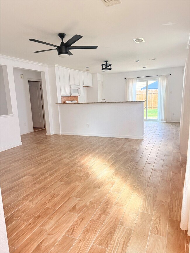 Building Photo - 2918 Beacon Grove St