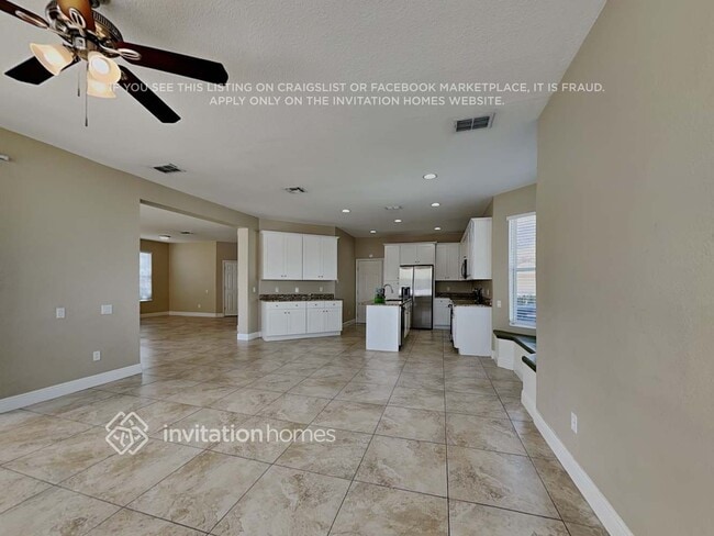 Building Photo - 481 Dagama Dr