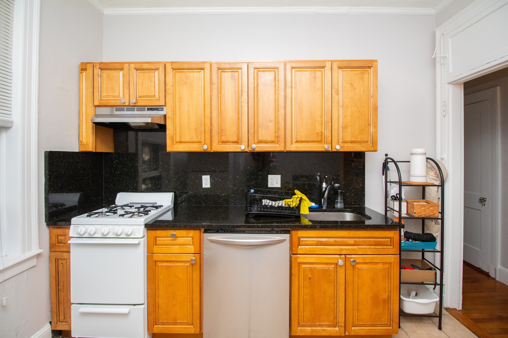 Building Photo - 1253 Beacon St