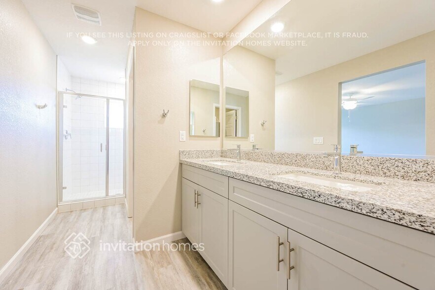 Building Photo - 24360 E Colorado Dr