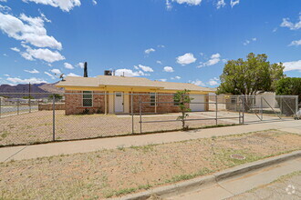 Building Photo - 10401 Centaur Dr