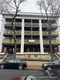 Building Photo - 322 Taylor Ave