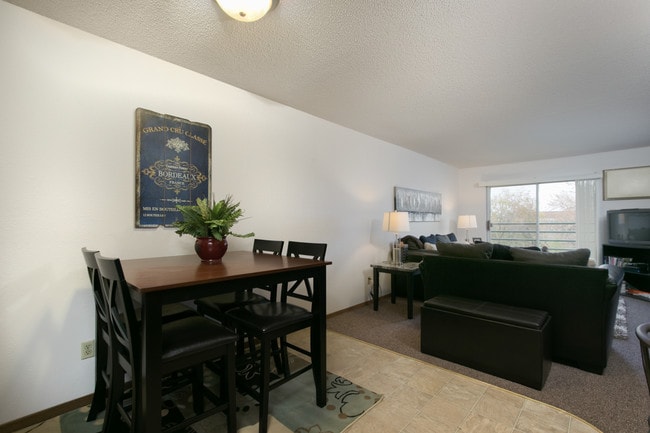 Dining Area - CHARLAMAIN - Exceptional Living By SCSU
