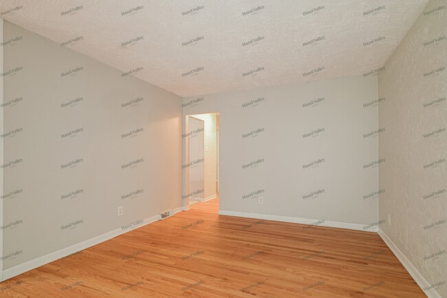 Building Photo - 2 Wescott Dr