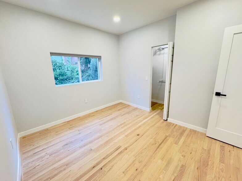 Building Photo - 1107 N Downing St