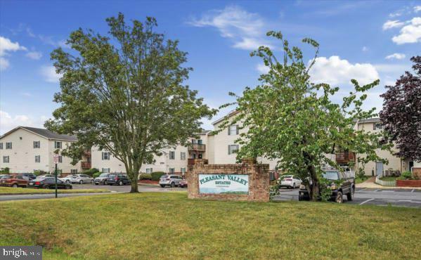 Building Photo - 1284 S Ox Rd