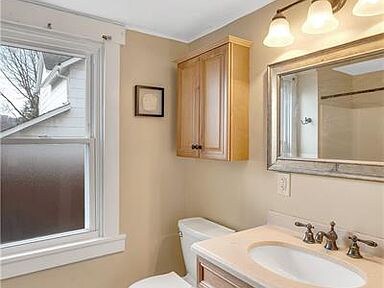 Building Photo - 755 6th St