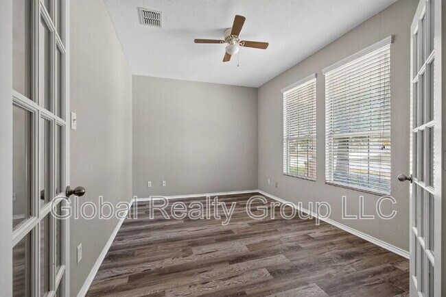 Building Photo - 16222 Galloping Oak