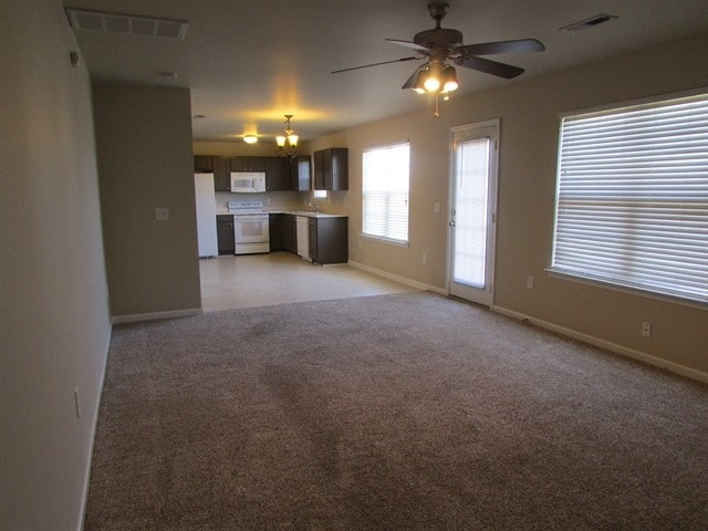 Building Photo - 1041 Vanguard Dr