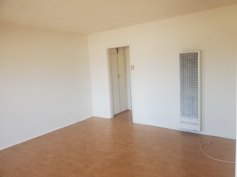 Building Photo - 1128 Raymond Ave