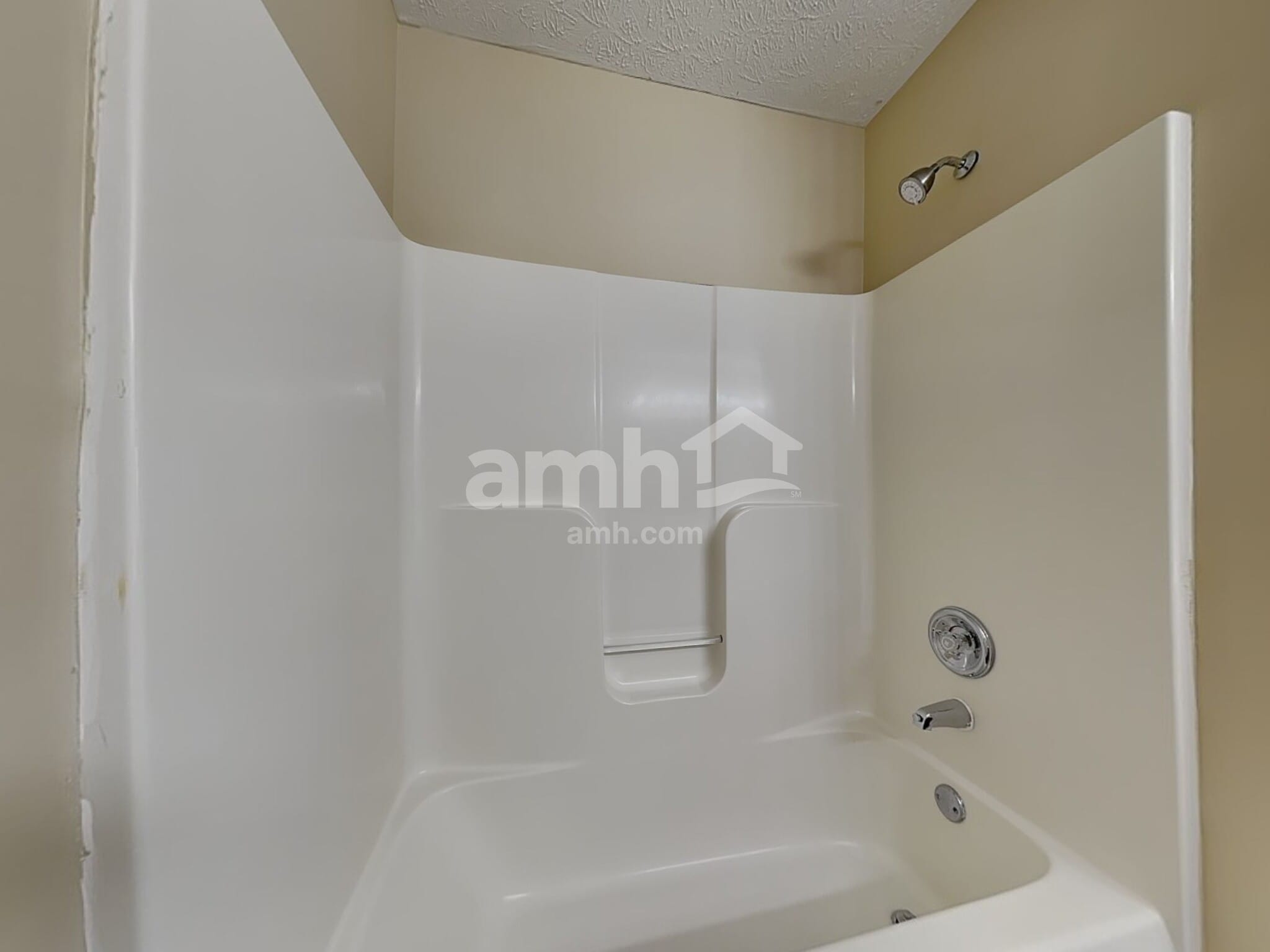 Building Photo - 3455 Lakebrook Ct