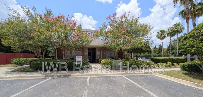 Building Photo - 8090 Summer Cove Ct