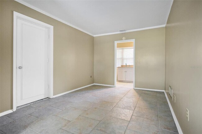 Building Photo - 7000 Cane Hills Cir
