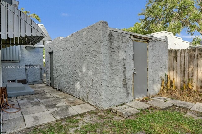 Building Photo - 249 SW 4th St