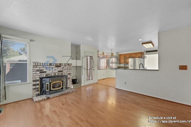 Building Photo - 14 Cider Mill Ct