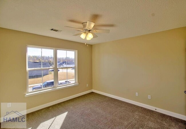 Building Photo - 326 Fairview Cir