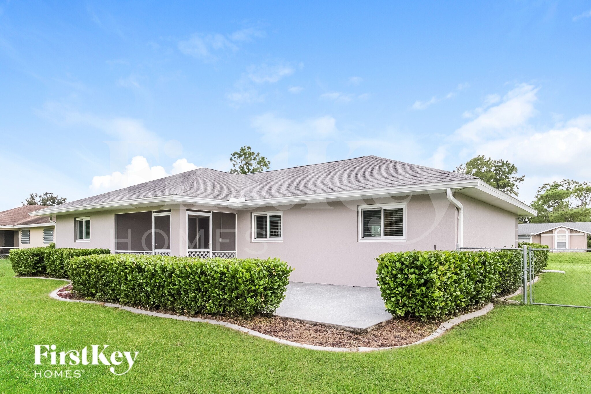 Building Photo - 1408 Flora Ave N