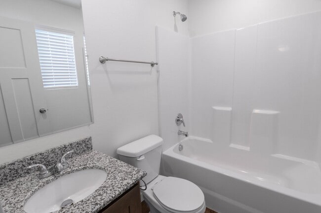 Building Photo - 16852 N Idaho Center Blvd