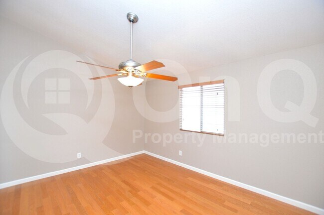 Building Photo - 169 S Criss St