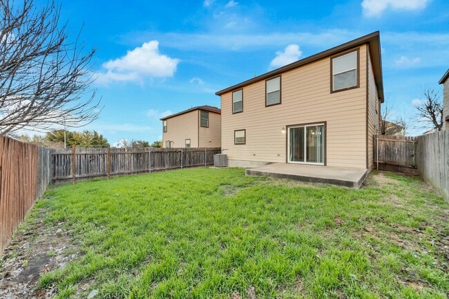 Building Photo - 9004 Bird Brook Ln