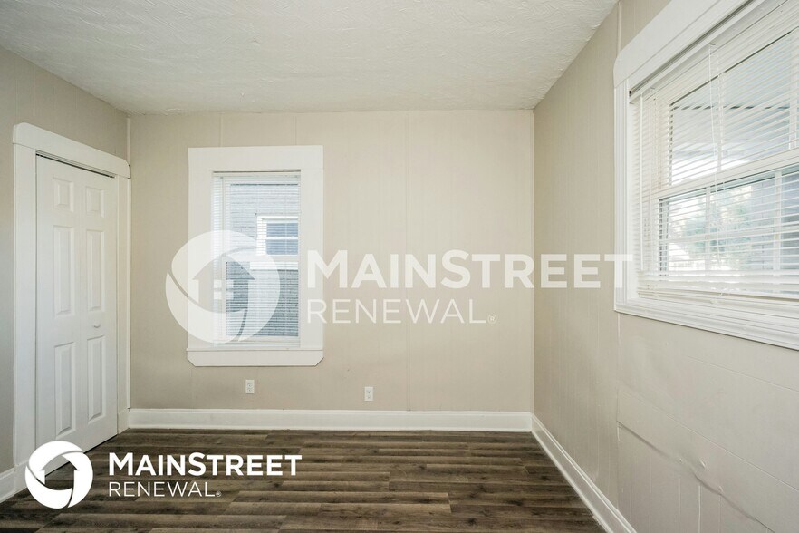 Building Photo - 3710 W Muhammad Ali Blvd