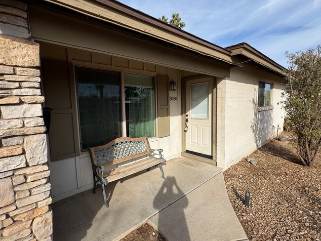 Building Photo - 2058 E Fremont Dr