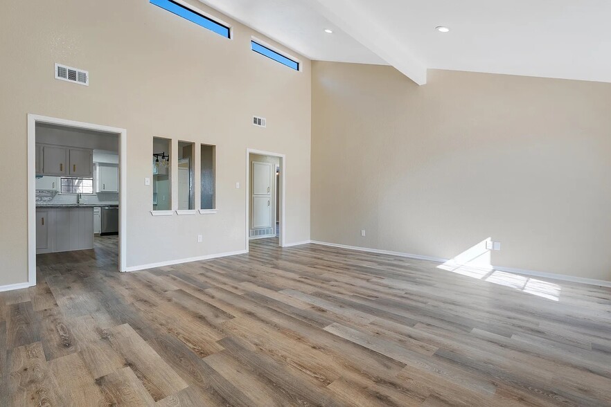 Building Photo - 4717 62nd St